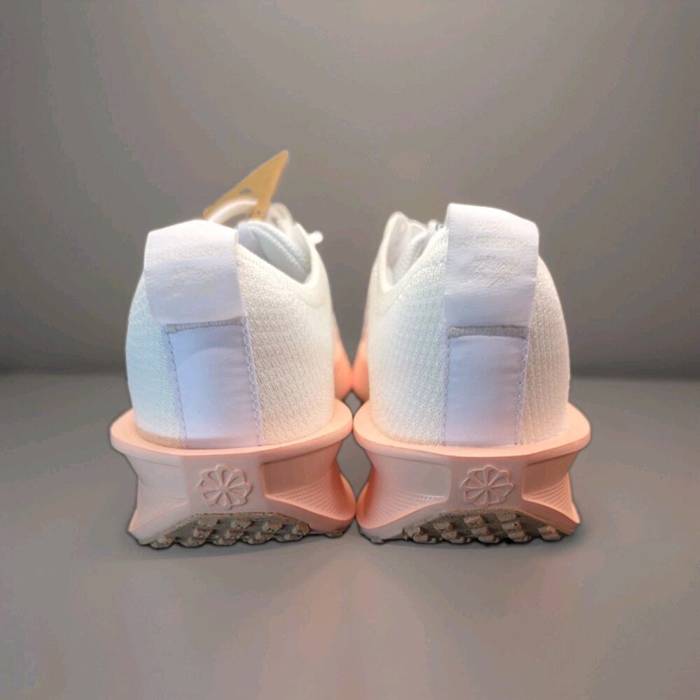 Size 8 - Nike Interact Run White Apricot Agate W - Picture 5 of 5